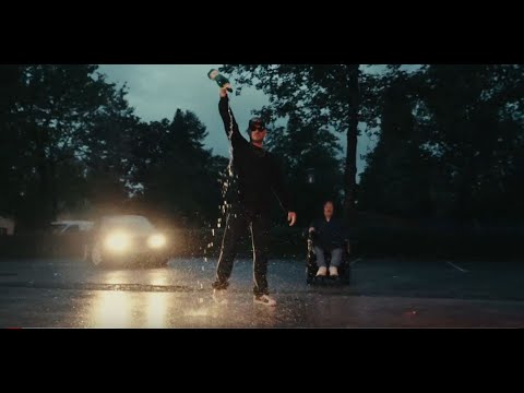 Giani feat. Young Krillin - Celular (prod. Fid Mella) - Official Music Video