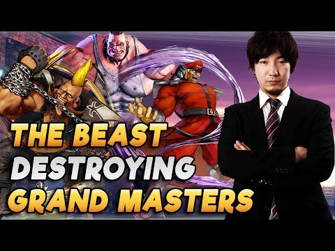 Daigo "The Beast" Umehara Versus Stormkubo, Kimchi and Gutsboom - Street Fighter V Arcade Edition