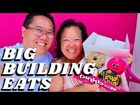 LAS VEGAS Tour of the BIG Building Eats!