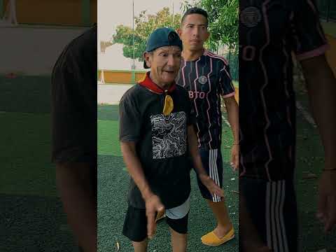 voy a jugar futbol  #comedia #humor #shortvideo