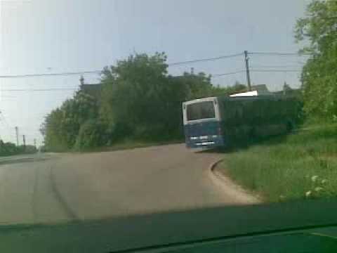 Budafoki 150-es BKV "fantom" busz gyorshajtása a Tanító utcai 30-as övezetben 50 km/h-val