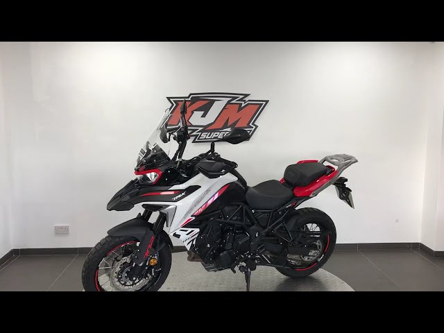 TRK 702 X