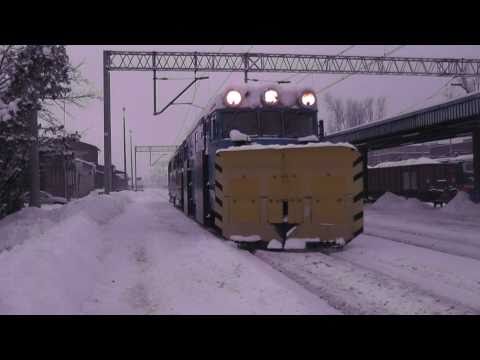 411S-136 + ST43-398, Dworzec PKP Zielona Góra