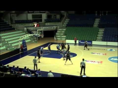 Kevin Tumba BDL : 16/11/11 Dexia Mons Hainaut vs Leuven Bears