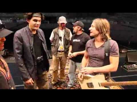 John Mayer and Keith Urban At The Gorge [Urban Developments - 2010]