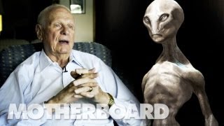 The World&#39;s Highest Ranking Alien Believer