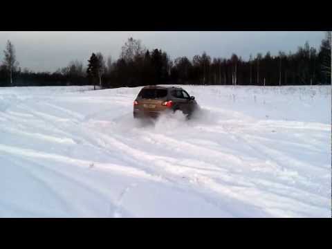 Тест драйв Nissan Qashqai +2 4WD 2.0 2011