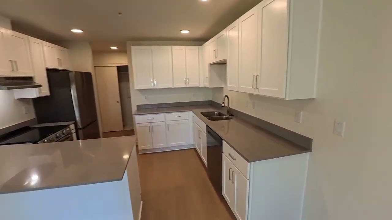 Video Tour Thumbnail