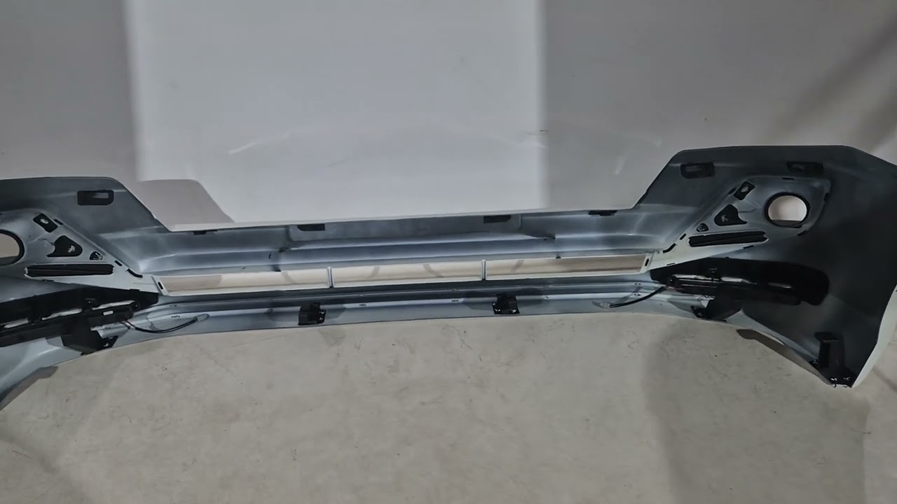 Накладки на передний и задний бампер Luxury (2013-2017) Video 1