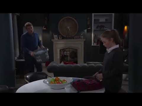 Liv Flaherty 21st March 2018 Part 1 - chas threatens to chuck lisa out of the family for grassing