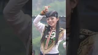 Download lagu Gaun Merah ☆ Jathilan Cantik ☆ ( story WA ) mp3