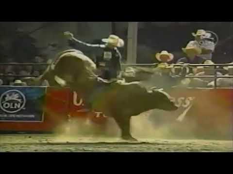 Jim Sharp Hung up - 03 PBR Cheyenne