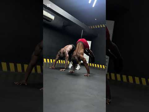Bodybuilder vs calisthenics