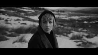 Omnia feat. Everything by Electricity - Bones (Music video)))