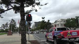 Download Lagu Traffic Light Intersection, Western Beach Rd u0026 Moorabool St Geelong VIC, Australia Thumbnail