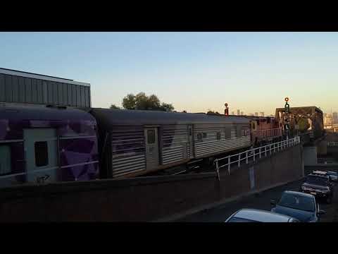 V/Line N453 passing Bunbury Street Bridge