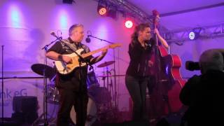 Sandy and The Wild Wombats   Kill My Baby  Justine in Donaueschingen