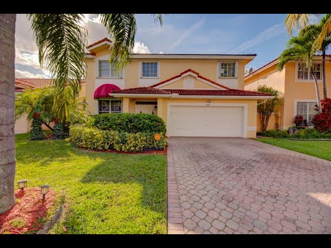 10884 SW 152nd Pl, Miami, FL 33196