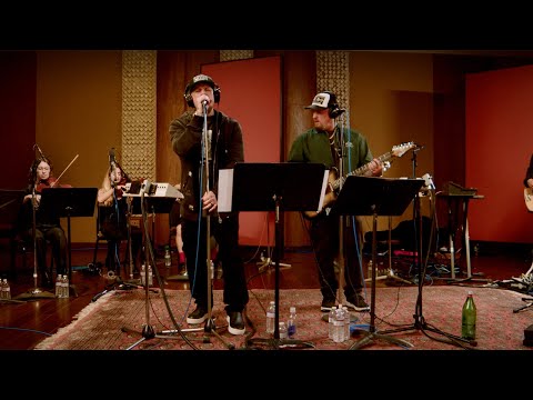 Good Charlotte - I Don't Work Here Anymore (Acoustic Video)