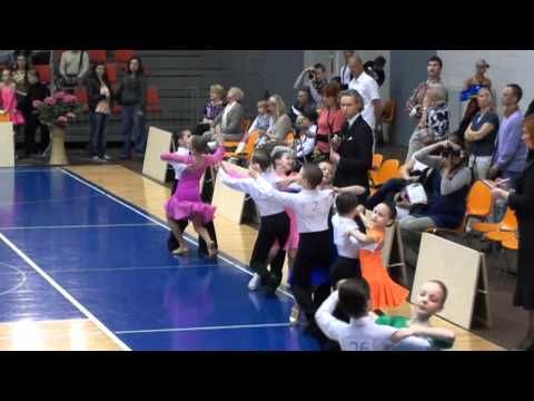 Jelgava Harijs Vīksna - Vendija Belousova; Daņiils Bulajevs - Serafima Čitsjuļina viennese waltz