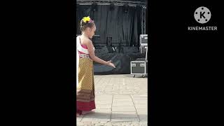 รำขันดอก โดย น้องปลาทู(มัลทินด้า)