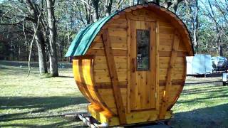 preview picture of video 'NorSauna's Cedar Barrel Sauna'