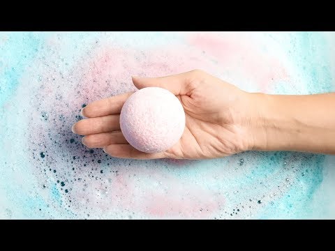 Learn to Make Your Own Wonderful Bath Bombs
