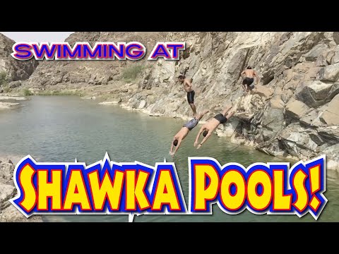 Swimming at Shawka Pools in UAE. Places to visit in the United Arab Emirates.