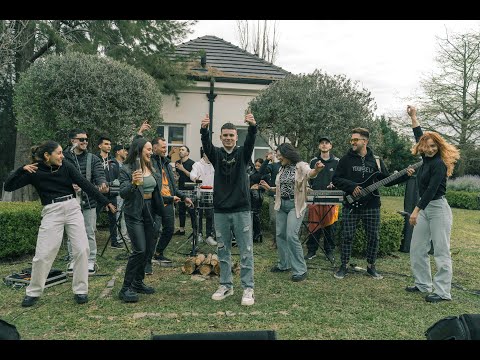 Cumbia A Fondo - Fue Un Sueño / Te Amo / Cosas Del Amor (En Vivo)