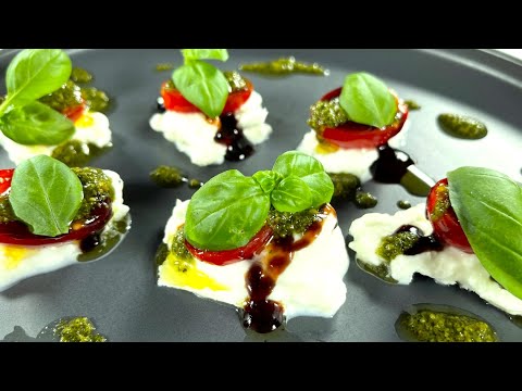 Caprese Salat (Tomaten Mozzarella) mit Crostinis