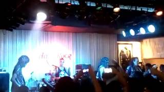 Download lagu Syurga Di Hujung Jarum Syj Sofea... Live at Hard Rock Cafe K.L 28.8.2016 mp3 Download lagu Syurga Di Hujung Jarum Syj Sofea... Live at Hard Rock Cafe K.L 28.8.2016 mp3