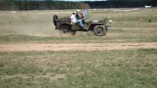 preview picture of video 'Corowa 2010. Year of the Jeep. Gymkhana'