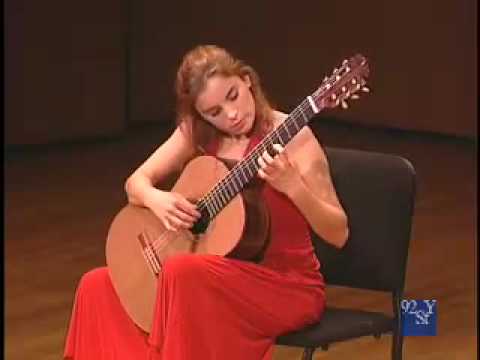 Ana Vidovic plays Torroba's Suite Castellana @ The New York Guitar Festival