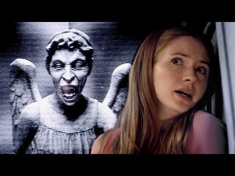 DON'T BLINK! The Weeping Angel in the Screen | The Time of Angels | Doctor Who