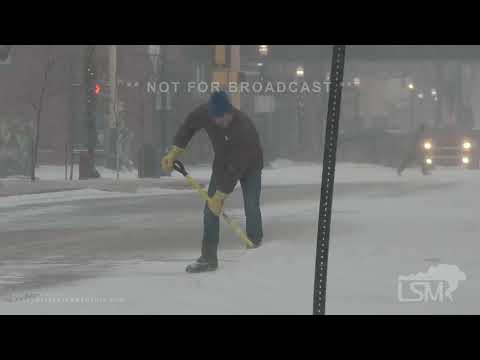 12-28-2025 Fargo, ND - Blizzard affecting travel conditions