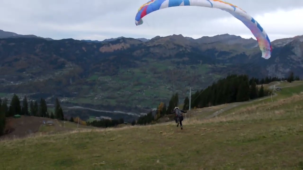 14 - Sébastien troisième décollage - Samoëns
