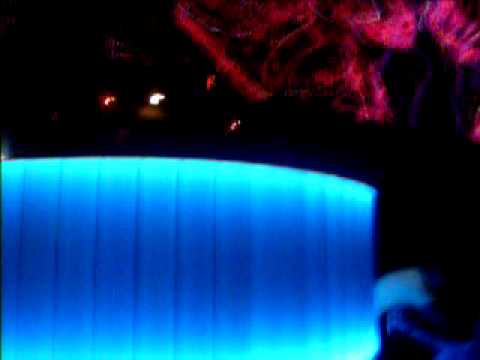 08 - Gareth Emery vs. OceanLab - On a Metropolis Day (Myon & Shane 54 Mashup).avi