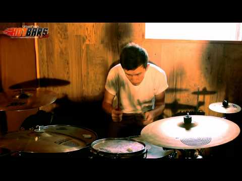 AyeZee - Urban Flash - #HotBarsLive Season 3 Ep3 (www.UrbanFlash.net)