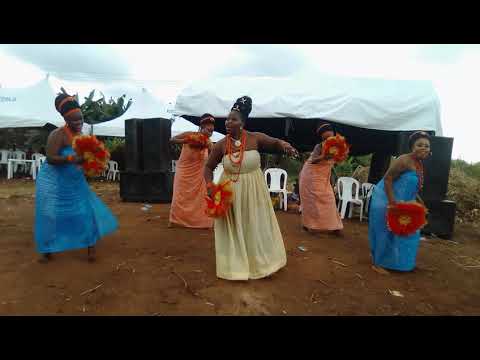 Urhuedo Theater Troup,Led By Caroline Omoregbe (Iye Pastor) Cultural Performance