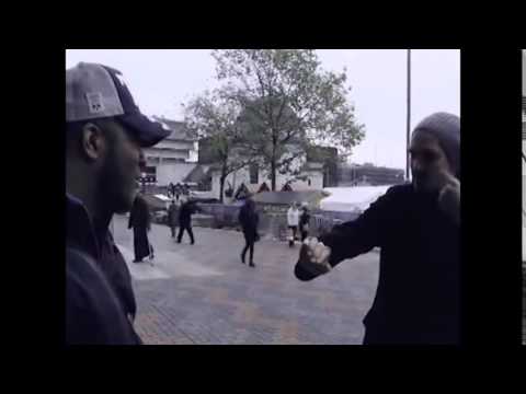 Saturn Magic -Looking Glass 2.0 (2 Gimmicks included) by Romanos and Magic Tao - DVD