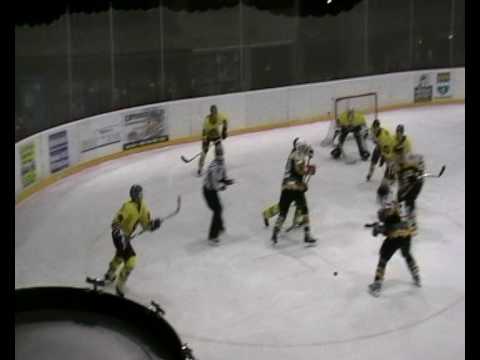 Baroni Opočno - HC BaL Dvůr Králové n.L. 09.12. 2009.avi