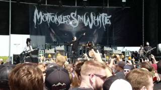 Motionless in white - Loud (Fuck it) Northern Invasion 2017