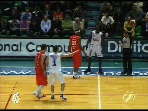 Legadue 2006/'07 Indesit Fabriano Basket - Fileni Jesi 82-75