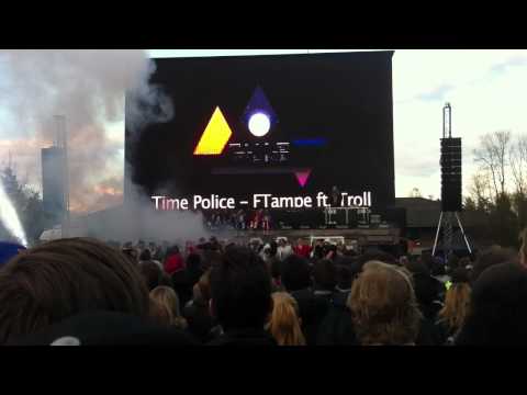 Time Police show på nesbrukåringen 2012