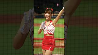 レトロでタイトな衣装で踊る小映😍  味全龍啦啦隊 #台湾チア #cheerleader #치어리더 天母棒球場 2024/8/16【台湾チアTV】
