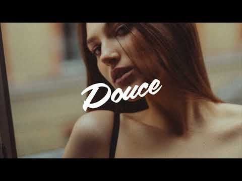 Warner Case, Jean Tonique & Max Kaluza - Summer On The Inside