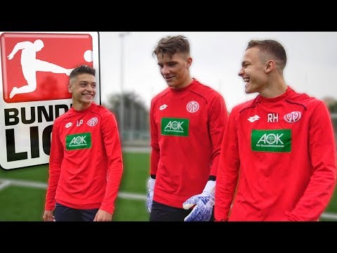 FUßBALL CHALLENGE gegen U19 BUNDESLIGA TALENTE!