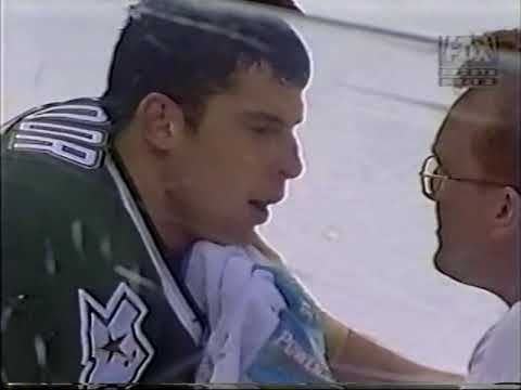 Mighty Ducks vs Stars Brawl (Round 1) - Mar 13, 1998