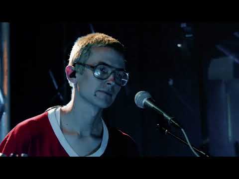 DIIV - "Soul-Net / Frog In Boiling Water" (Live on Indie Rock Hit Parade)