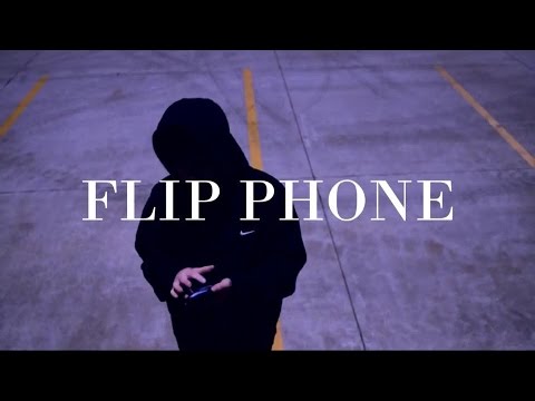 Oliver ~ flip phone